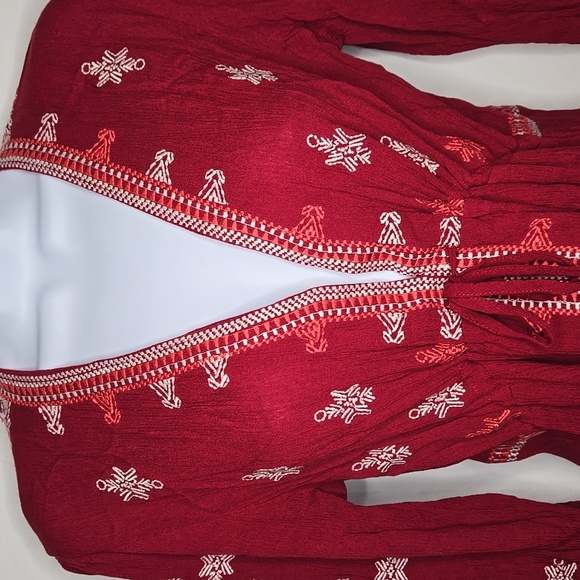 Bohemian Red Summer Top w Embroidery Sz. Medium - Picture 2 of 7
